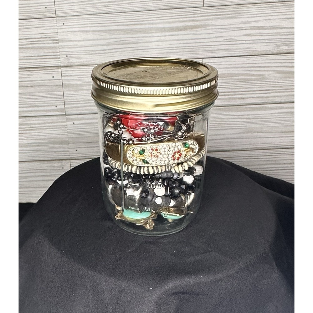 Mystery Mixed Jewelry Jar: Vintage-Modern Costume All Wearable Jewelry #12 Lot - Picture 2 of 9